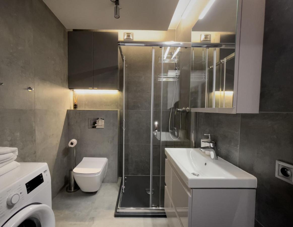 Urban Apartments Premium, Opolska 10 No 90, 2 Free Garages, Self Check-In Katowice Exteriör bild